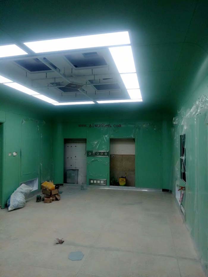 百級送風(fēng)天花安裝現(xiàn)場實拍圖