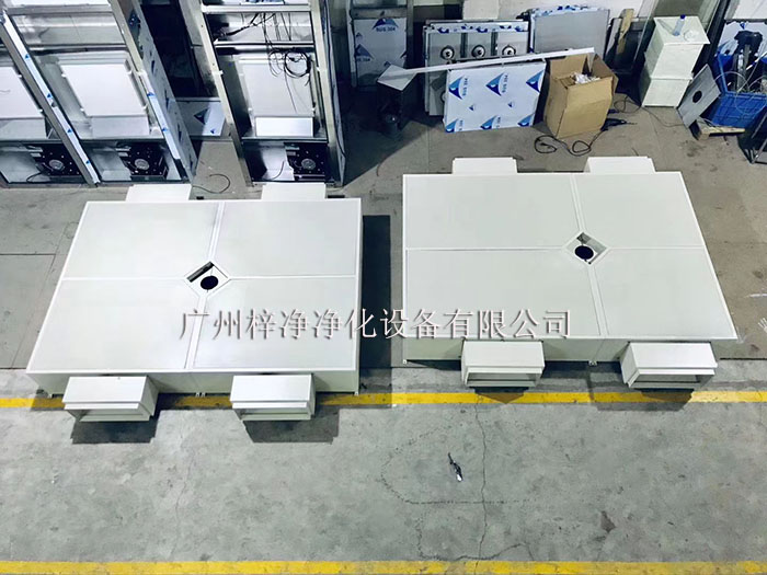 千級層流送風(fēng)天花可廣泛應(yīng)用于醫(yī)院潔凈手術(shù)室、潔凈病房、潔凈動物房等項目。